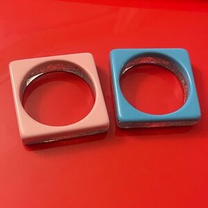 SASSY JONES Sparkly Square Pink and Blue Bangle Set
